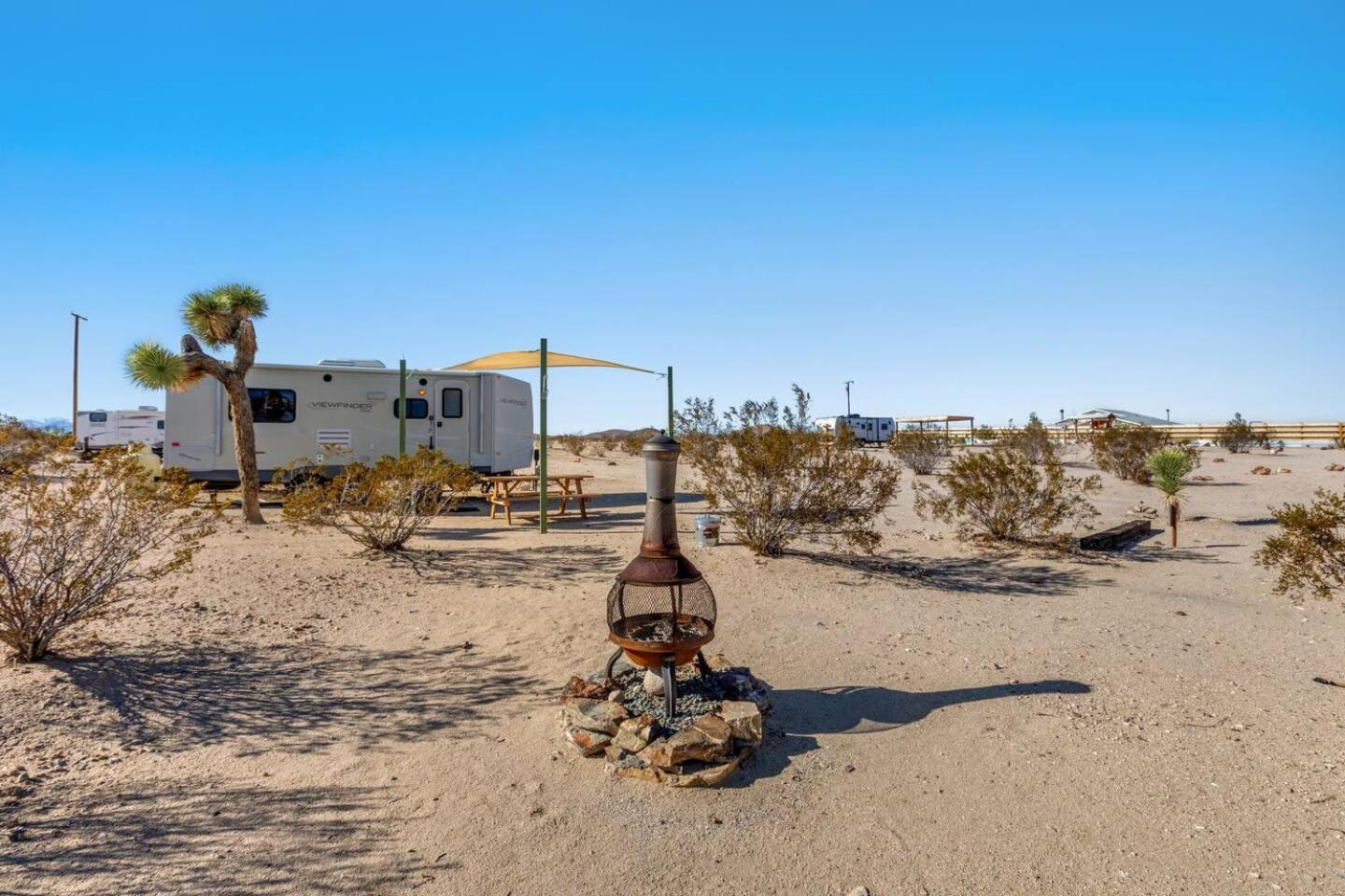 Jt Village Campground - Casa Pequena Joshua Tree Esterno foto